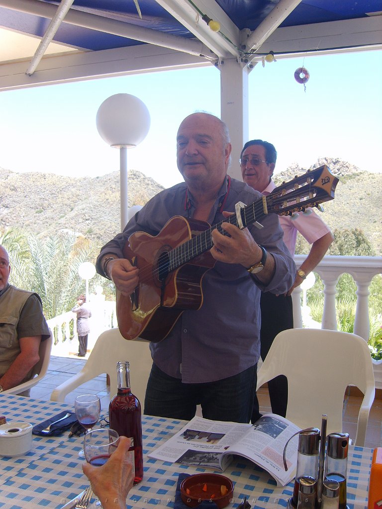 UN MECHOUI AVEC LES AMIS PN D ANDALOUSIE 9 05 2013 A MOJACA (38).JPG -  